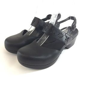 dansko 7.5